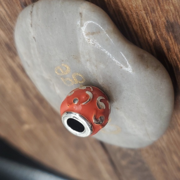 Orange bliss charm - Picture 2 of 2